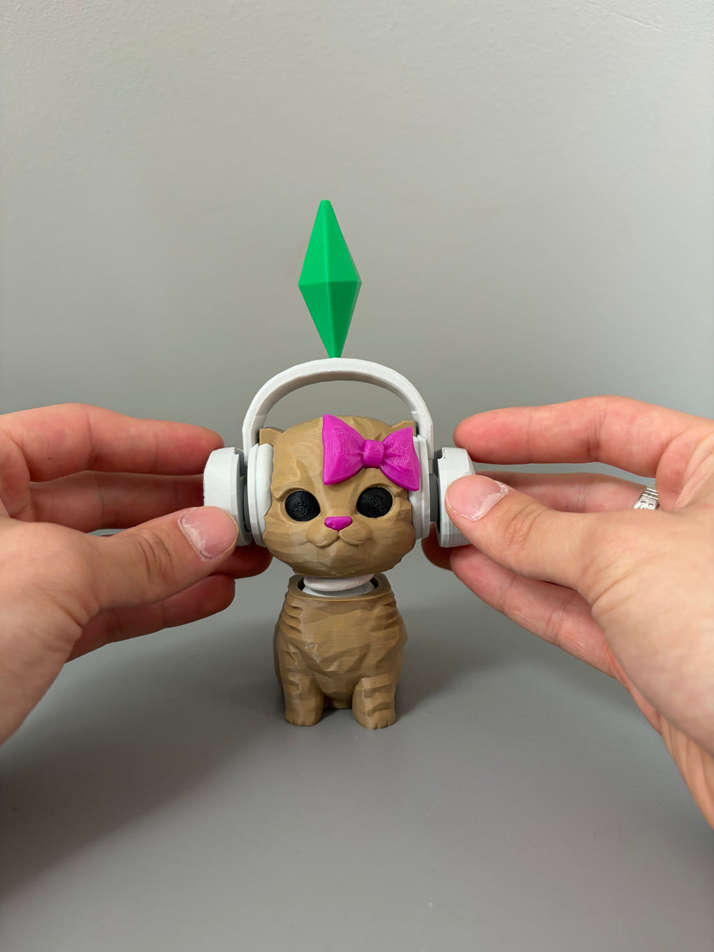 Sims Katytė - Reusable Car Air Freshener with Headphones